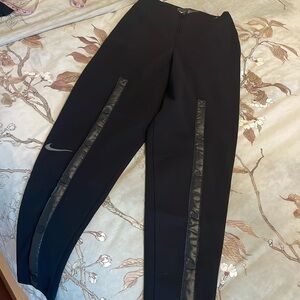 Nike Front Zip Up Pants. NWOT
